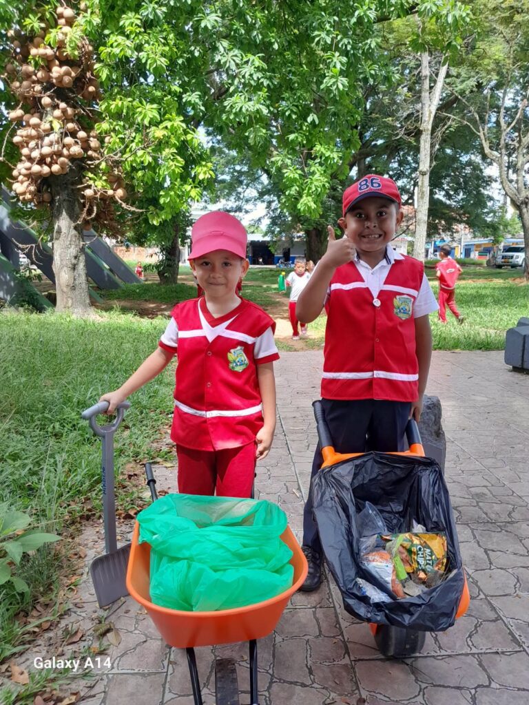 Nuestros Guardianes del Medio Ambiente en acción